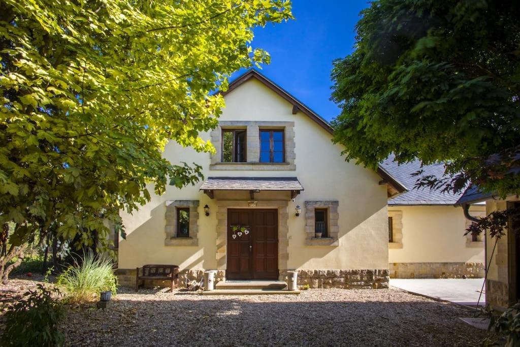 7 Bedroom Secluded Villa Close To Prague Ricany  Bagian luar foto